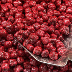 raspberry dragee
